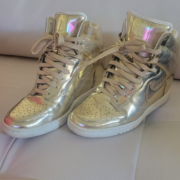 Rare Item! Womens Sky High Dunks in Liquid Gold AU special edition. - Picture 9 of 9